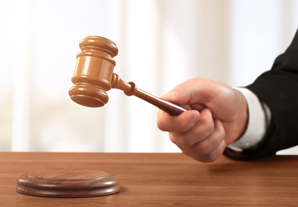 Différence entre juge et avocat